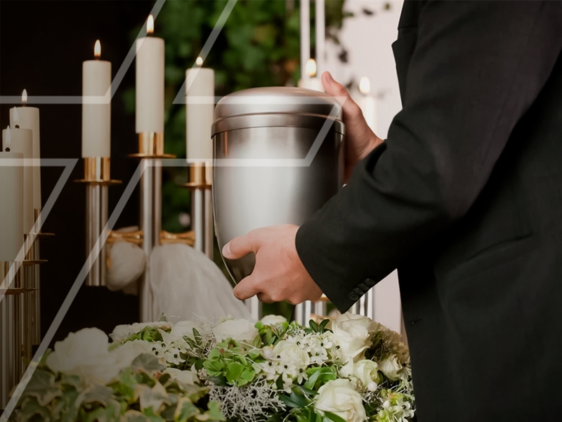 O que é e quando fazer uma homenagem póstuma?